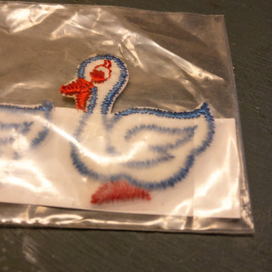 Applique set of 3 White Ducks, 1.25 inches