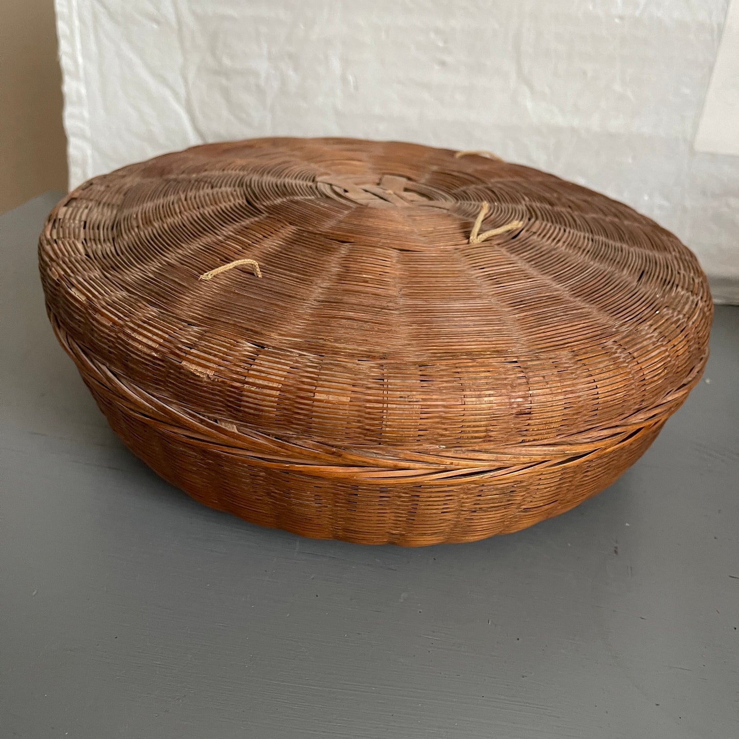Nice Vintage 10.5 Inch Round Sewing Basket with Wooden Spools DMC Cotton pins etc.