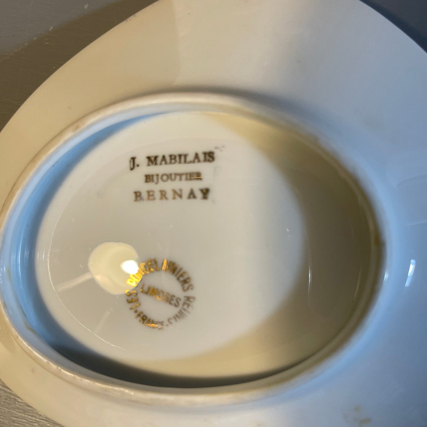 Limoges Duryea 1843 Trinket Plate J. Mobilais Bijoutler, Bernay, Transportation Collectible