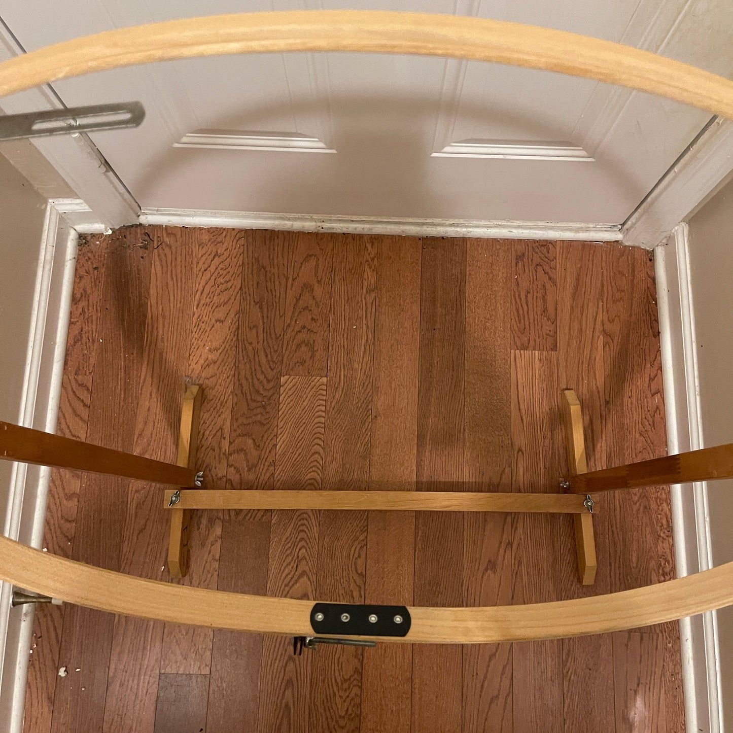 Wheaton 27 By 16 Inch Wooden Oval Embroidery Hoop with Stand