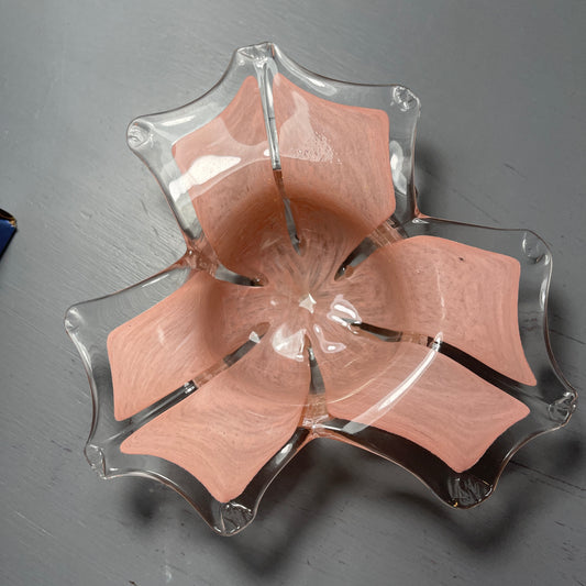 Murano Pretty Tulip Petal Bowl Made In Italy Vintage Collectible Glass Floral Decor