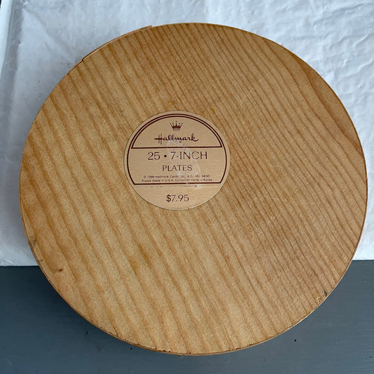 Hallmark Wooden Wreath Plate Box Vintage 1986 Collectible Storage Container