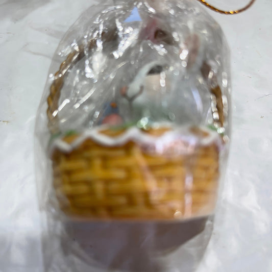 Hallmark Choice Of Bashful Bunny, Charming Chick, or Lovely Lamb Vintage 2001 Easter Basket Ornaments See Description