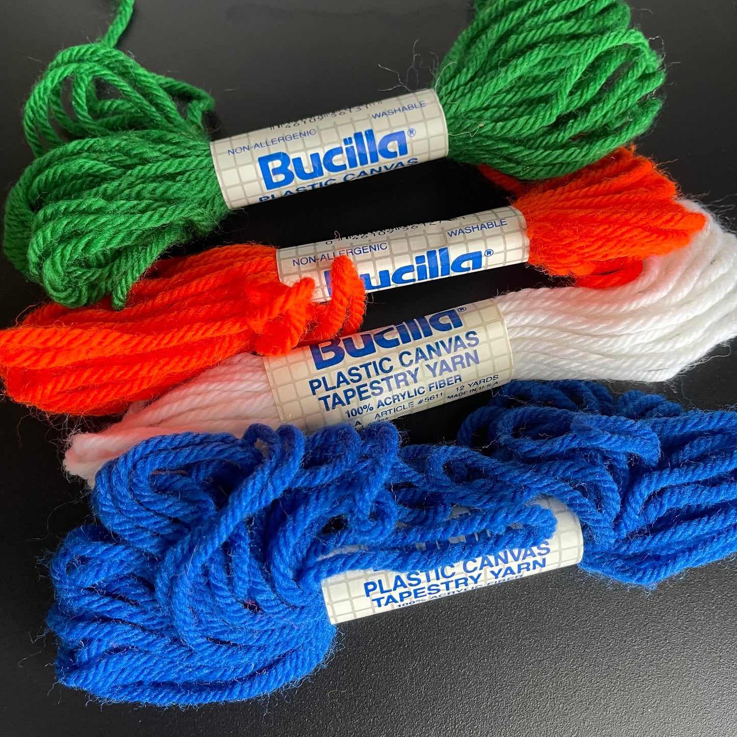 Leisure Arts Bookmarks In Plastic Canvas Leaflet 1410 with Project Supplies See Pictures and Description For Details*