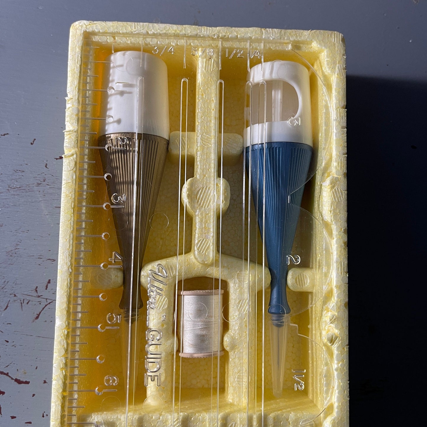 Salem Mini Sew'R vintage sewing and marking kit