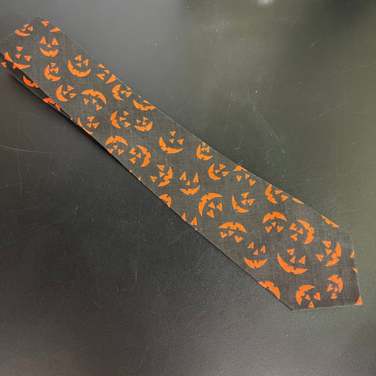 Haunting Halloween Neck Tie choice of vintage neckwear fashions see pictures and variations*