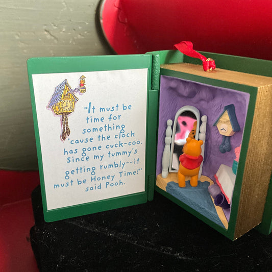 Hallmark Winnie the Pooh collector's series Keepsake Ornaments see pictures and variations*
