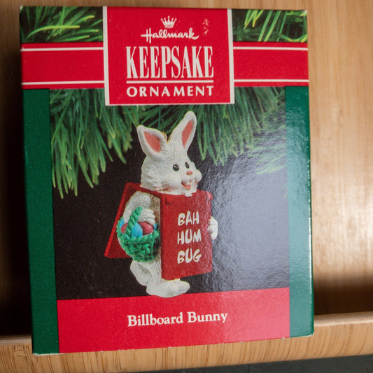 Hallmark, Billboard Bunny - Bah Hum Bug & Ban Fruitcake !, Vintage 1990, Keepsake Ornament, QX5196