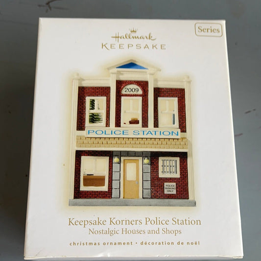 Hallmark choice Nostalgic Houses & Shops Collector's Series Keepsake Ornaments see pictures and variations*