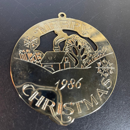 Glimmering gold-tone metal ornament choices see pictures and variations*