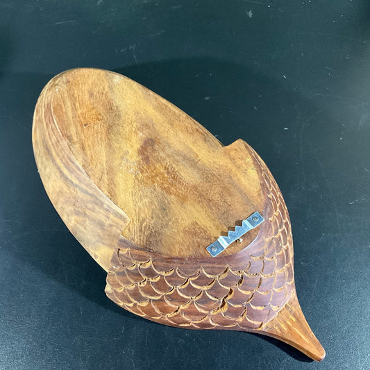 Amazing Acorn large divided wooden vintage catch all bowl or wall hanging 12.75 by 6.25 inches