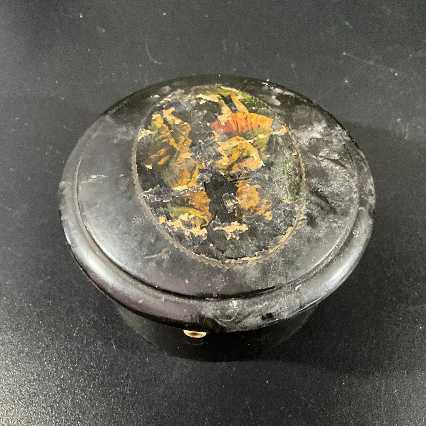 George A Clark Sole Agent Antique Round Wooden Thread Spool Box Sewing Notion Collectible