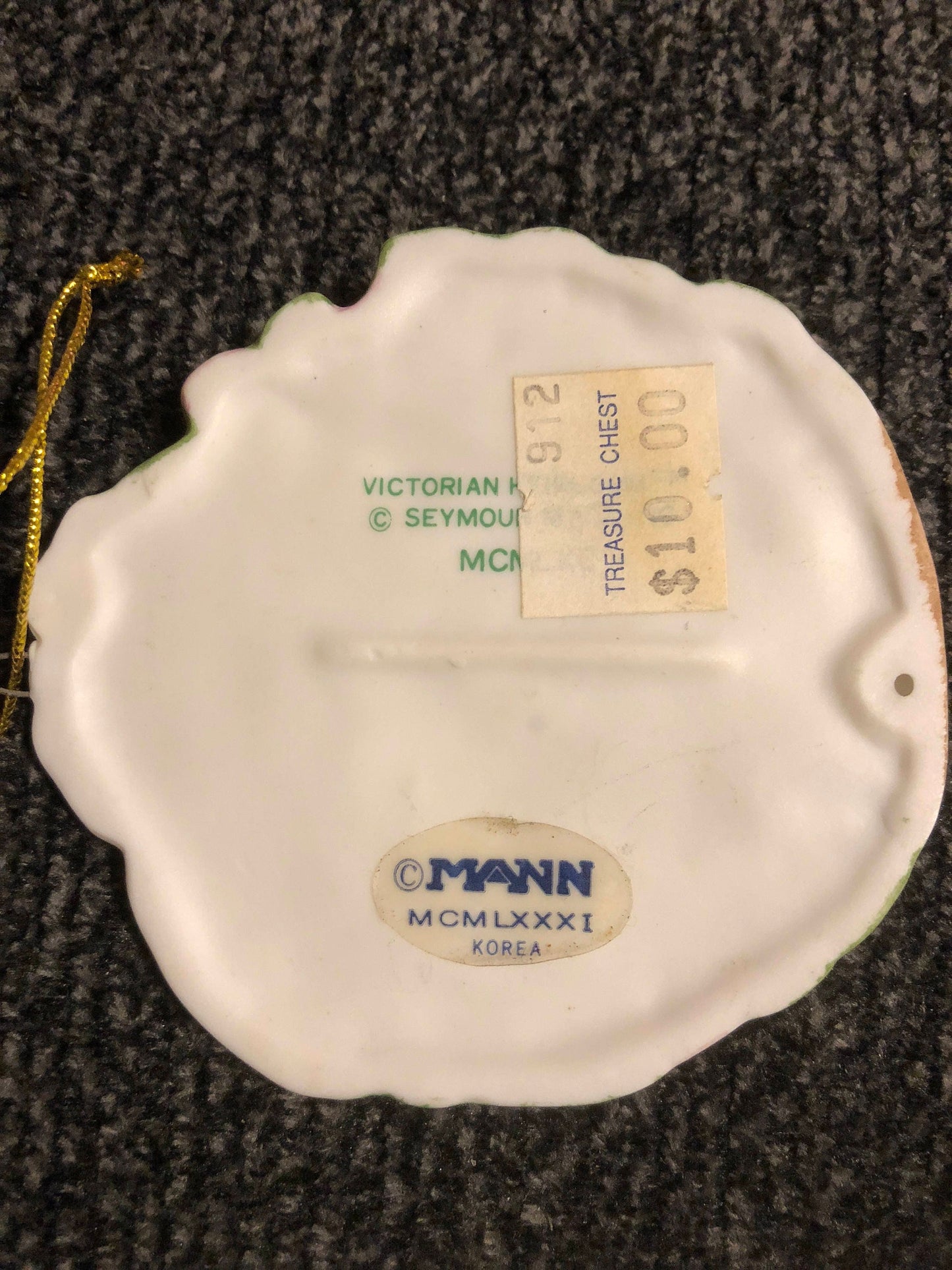 Victorian Heirloom, by Seymour Mann, Vintage 1960 Ornament