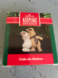 Hallmark Under the Mistletoe 1991 Keepsake Ornament QX494-9