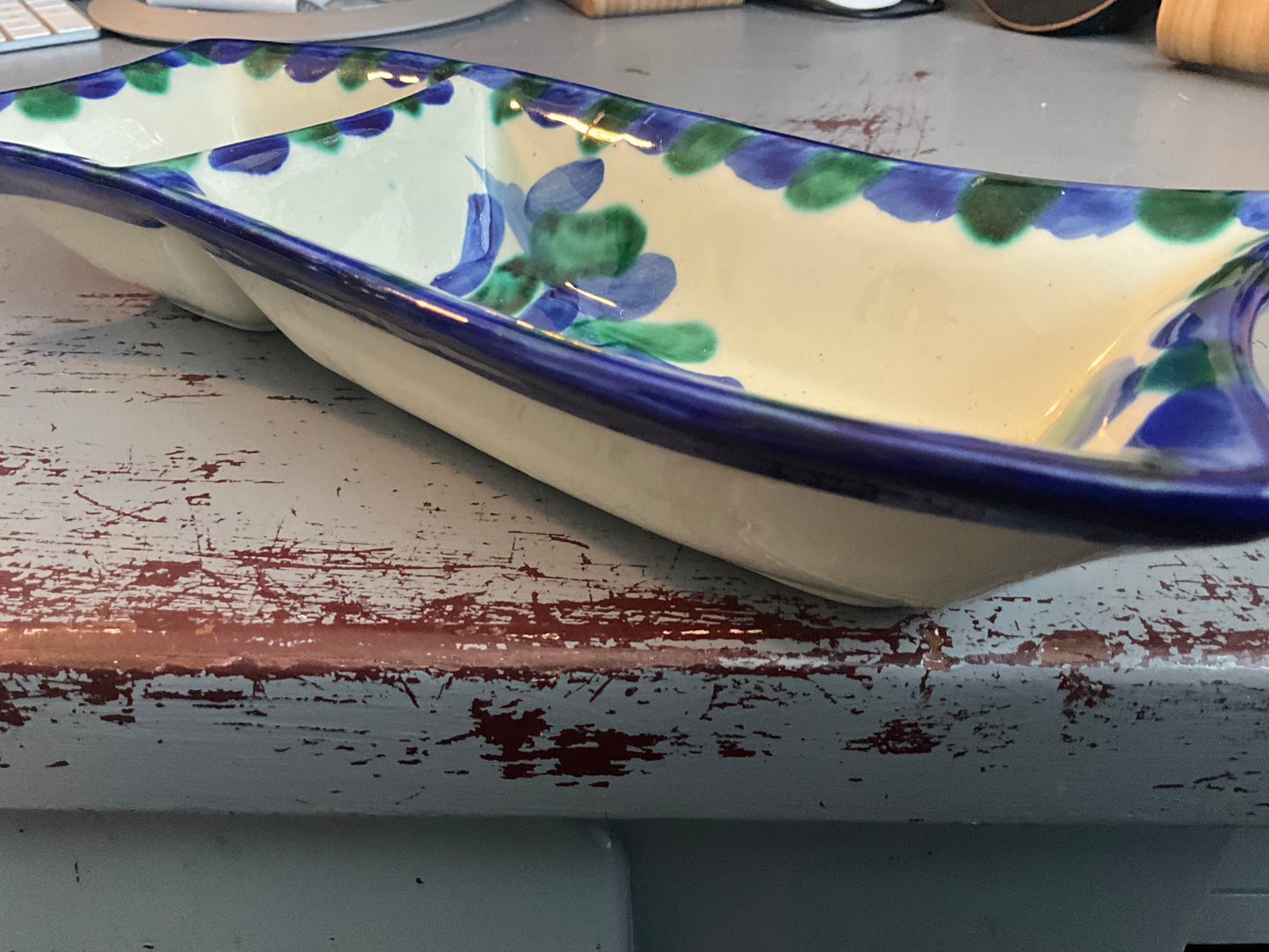 Fastástico divided serving/trinket dish Antonio Ortiz Ruiz Hand Painted in Spain blue & green floral glazed pottery