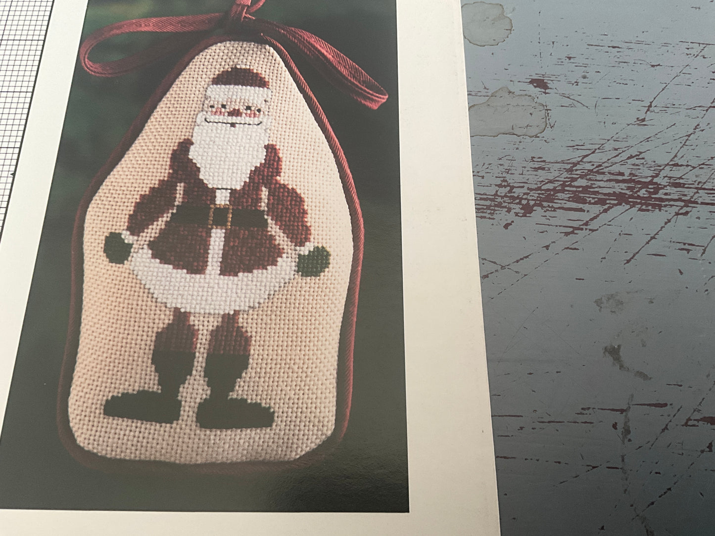 The Cricket Collection The Lion and the Lamb No. 40 counted cross stitch chart