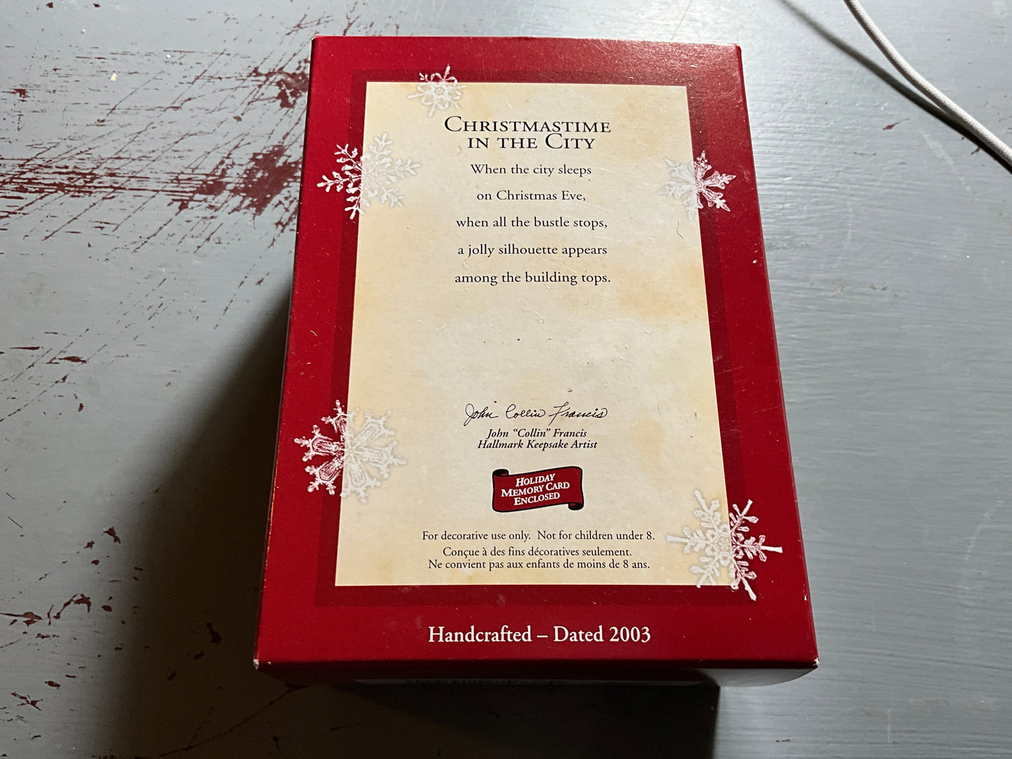 Hallmark Christmastime in the City.2003 Keepsake Ornament QXG8817