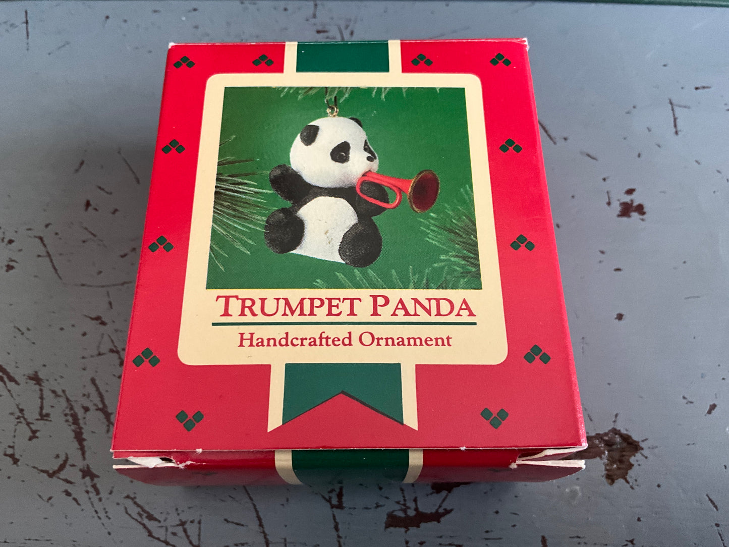 Hallmark Trumpet Panda 1985 Keepsake Ornament QX471-2