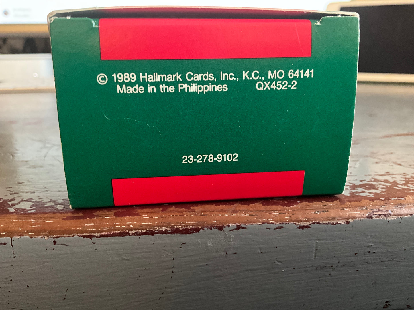 Hallmark Mail Call 1989Keepsake Ornament QX452-2