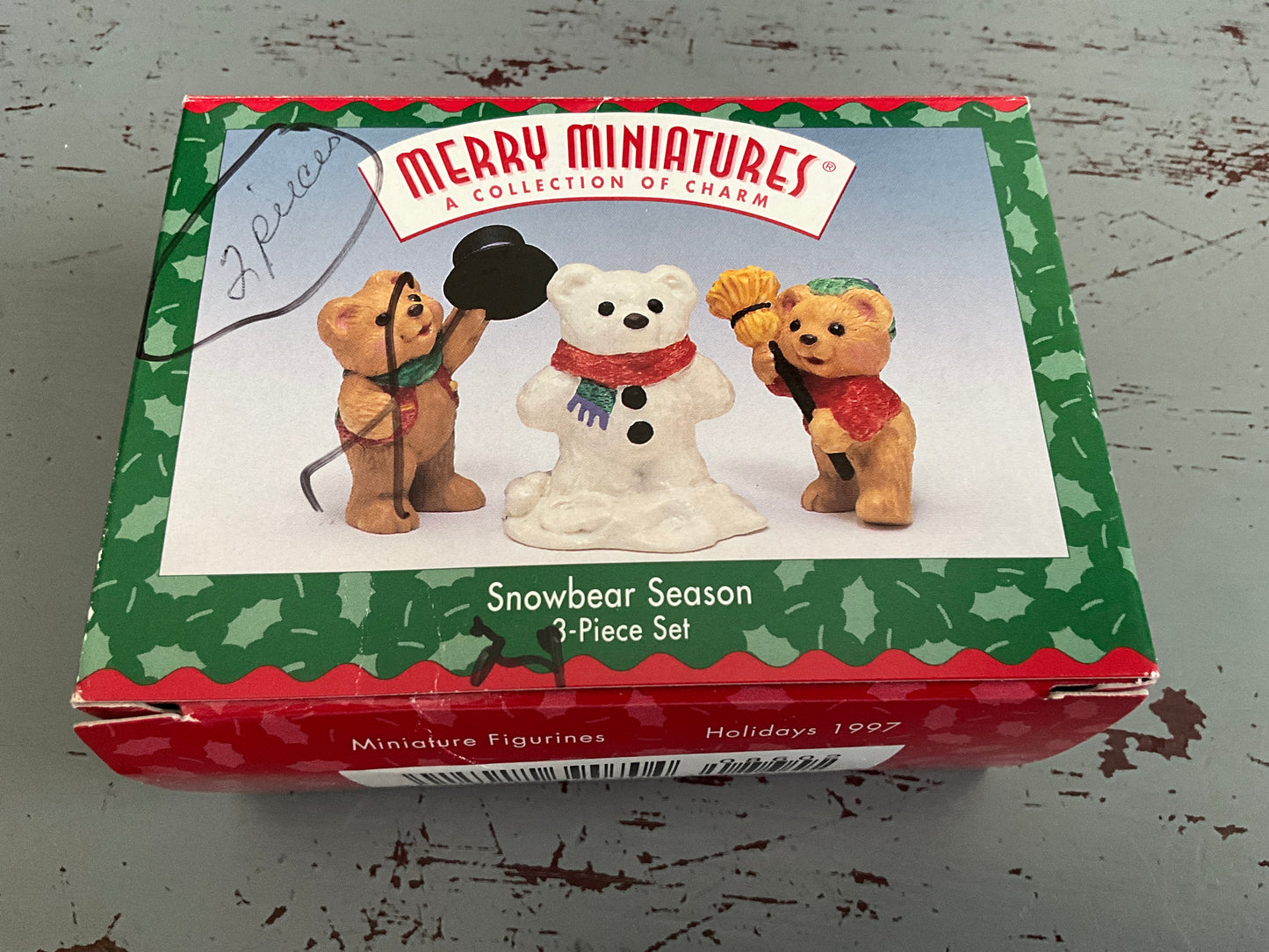 Hallmark Snowbear Season 1996 Merry Miniature 3 piece set Keepsake Ornament QFM8602