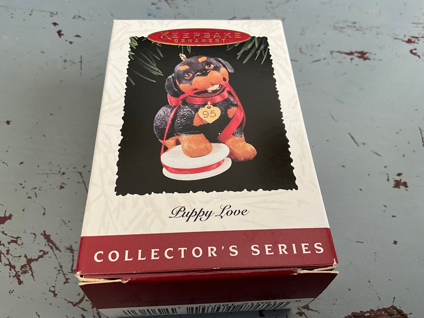 Hallmark Puppy Love #5 1995 Collectors Series Keepsake Ornament QX5137