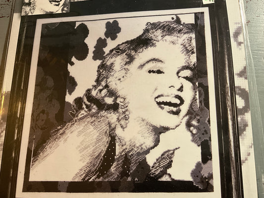 Design Works Marilyn Monroe counted cross stitch kit