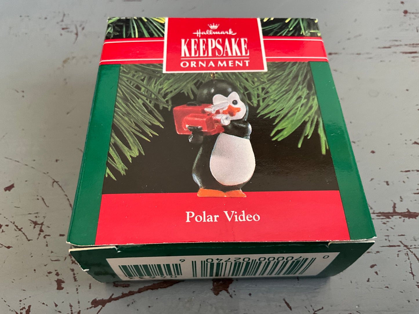 Hallmark Polar Video 1990 Keepsake Ornament QX463-3