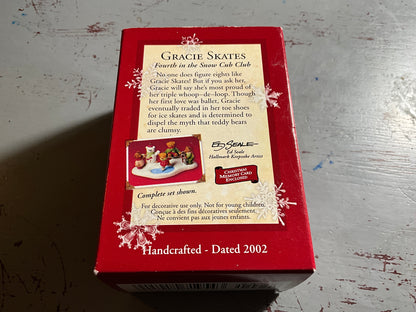 Hallmark Gracie Skates #4 2002 Snow Cub Club Collection Keepsake Ornament QRP4543