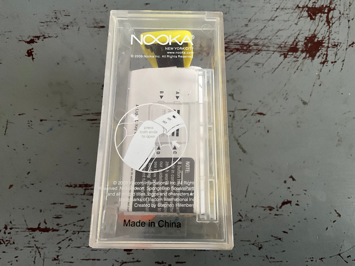 Nooka Zeb Zenh SpongeBob Square Pants yellow 20 watch