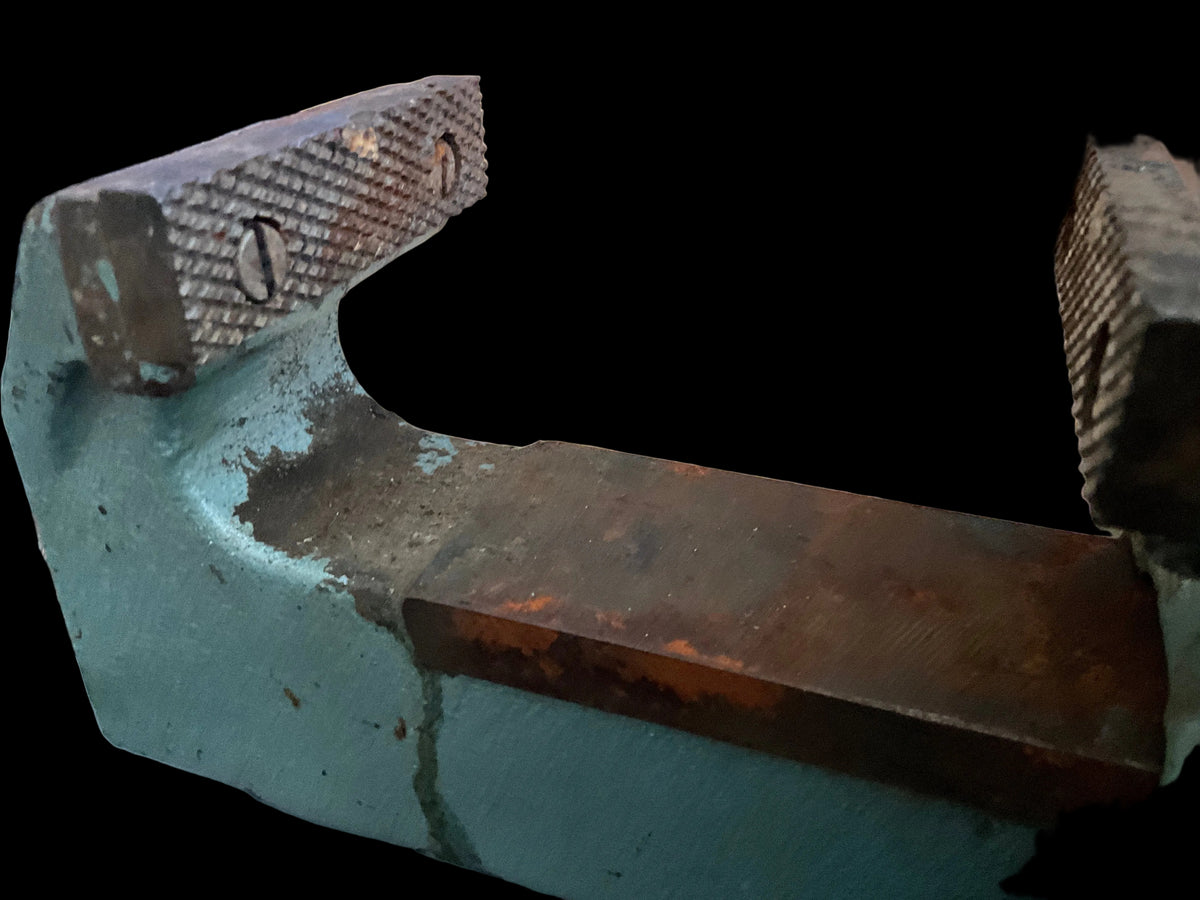 Bison-Biał PJWt-M80 swivel-base machinist vise made in Poland, likely from the late Cold War era (roughly 1970s–1980s