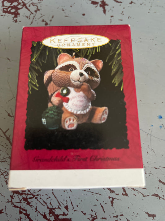 Hallmark Grandchild’s First Christmas Baby Raccoon 1993 Keepsake Ornament.QX555-2.