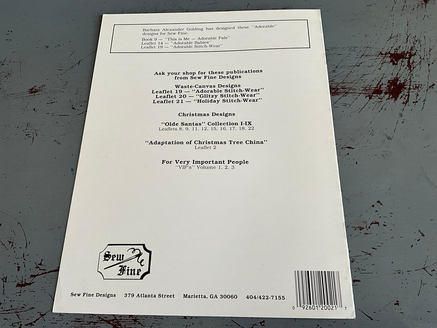 Sew Fine Presents Holiday Stitch-Wear Leaflet 21 counted cross stitch chart