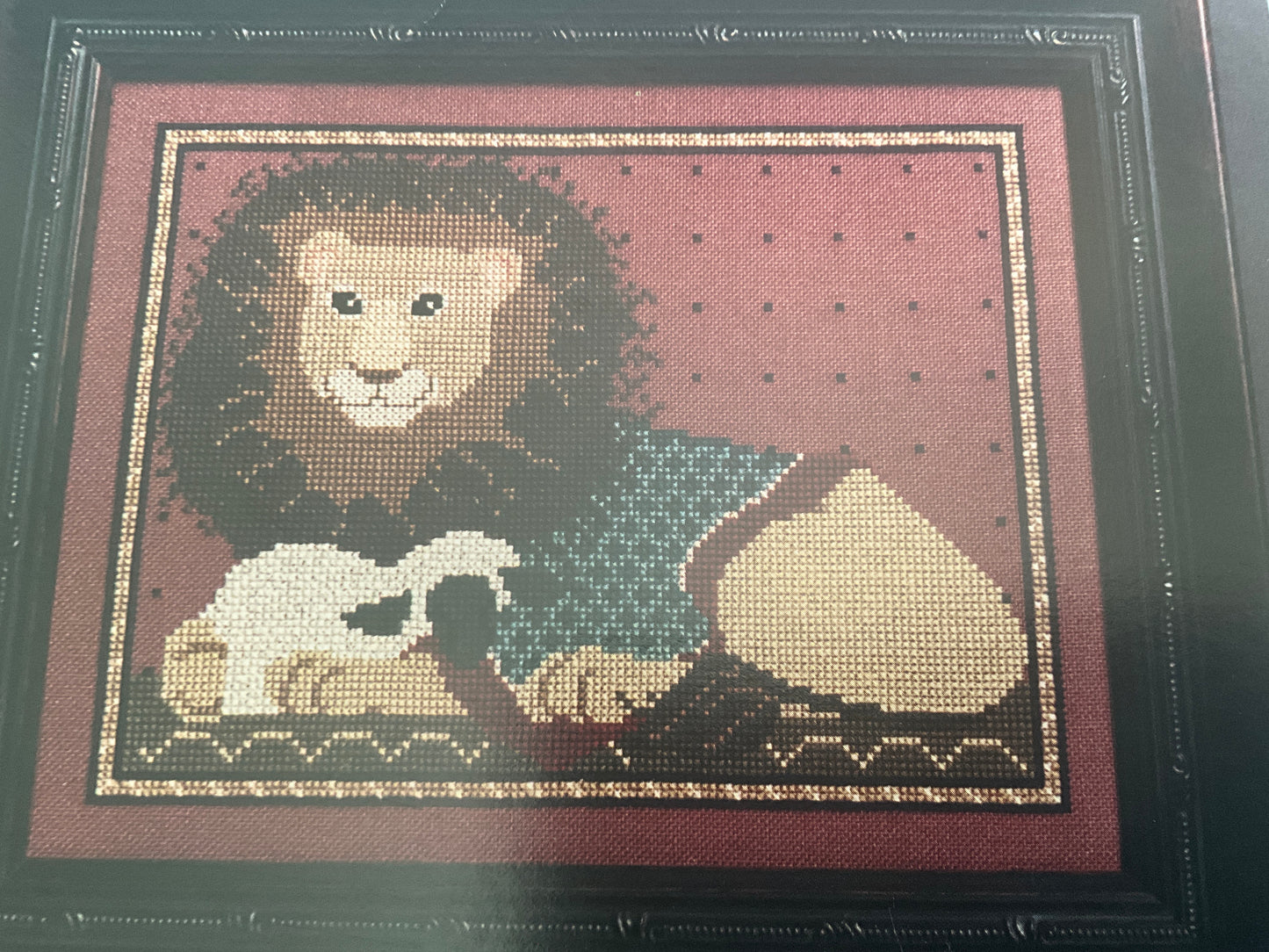 The Cricket Collection The Lion and the Lamb No. 40 counted cross stitch chart