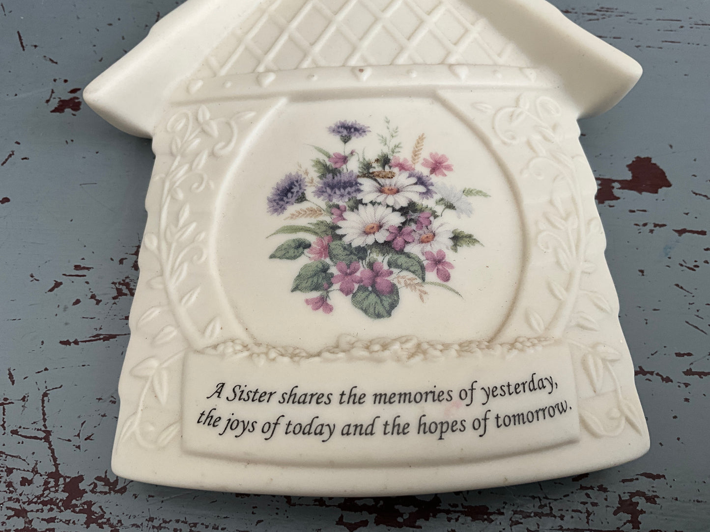 Hearts & Flowers Heritage Collection A sister shares vintage 1995 wall hanging