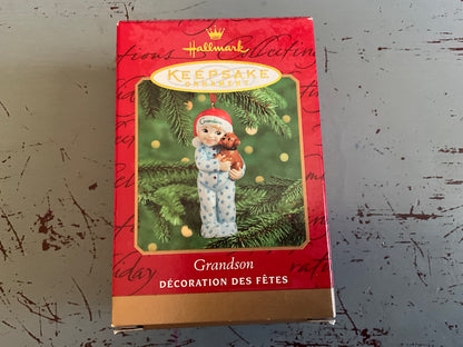 Hallmark Grandson 2000 Keepsake Ornament.QX8094