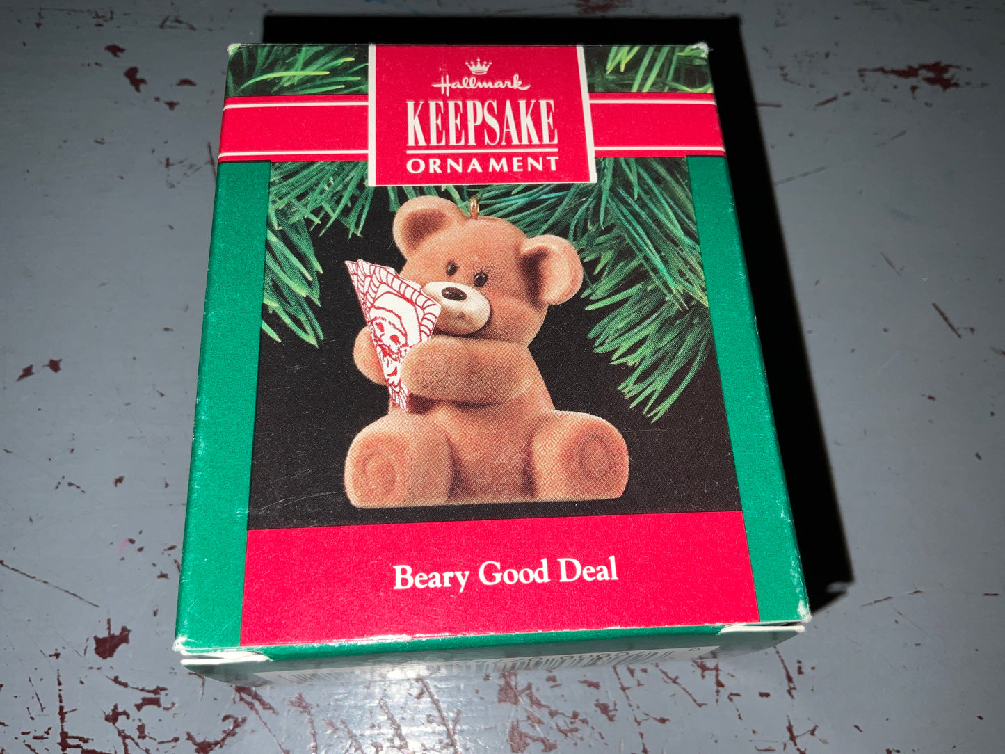 Hallmark A Bears Good Deal 1990 Keepsake Ornament QX473-3