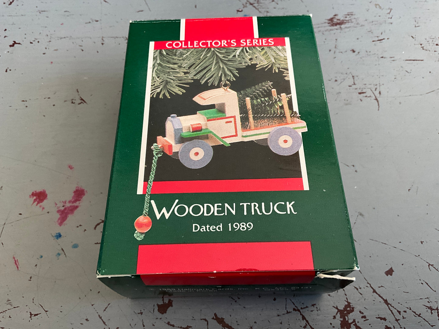 Hallmark Wooden Truck 1989 Keepsake Ornament QX459-5