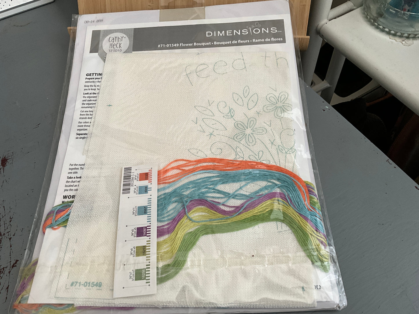 Dimension Flower Bouquet embroidery kit