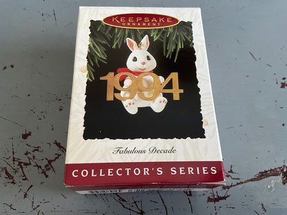 Hallmark Fabulous Decade 1994 #5 White Rabbit Kepsake ornament. QX526-3