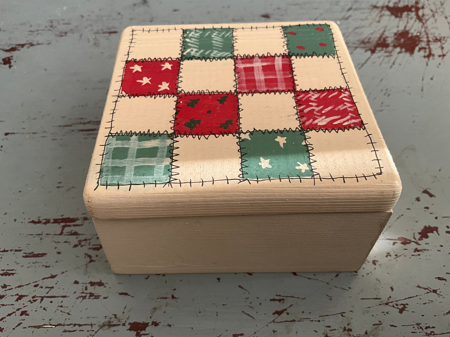 Lovely little wooden hand painted patchwork quilt on lid 3.25 inch square trinket box by Karen Clark!