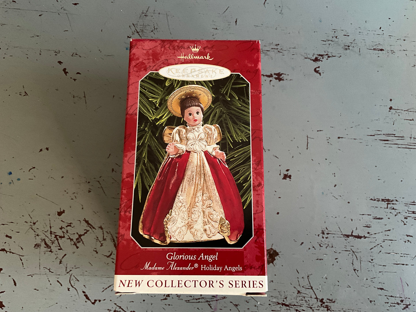 1998 Hallmark Glorious Angel Madame Alexander Holiday Angels#1  Collectors Series Keepsake Ornament.QX6493