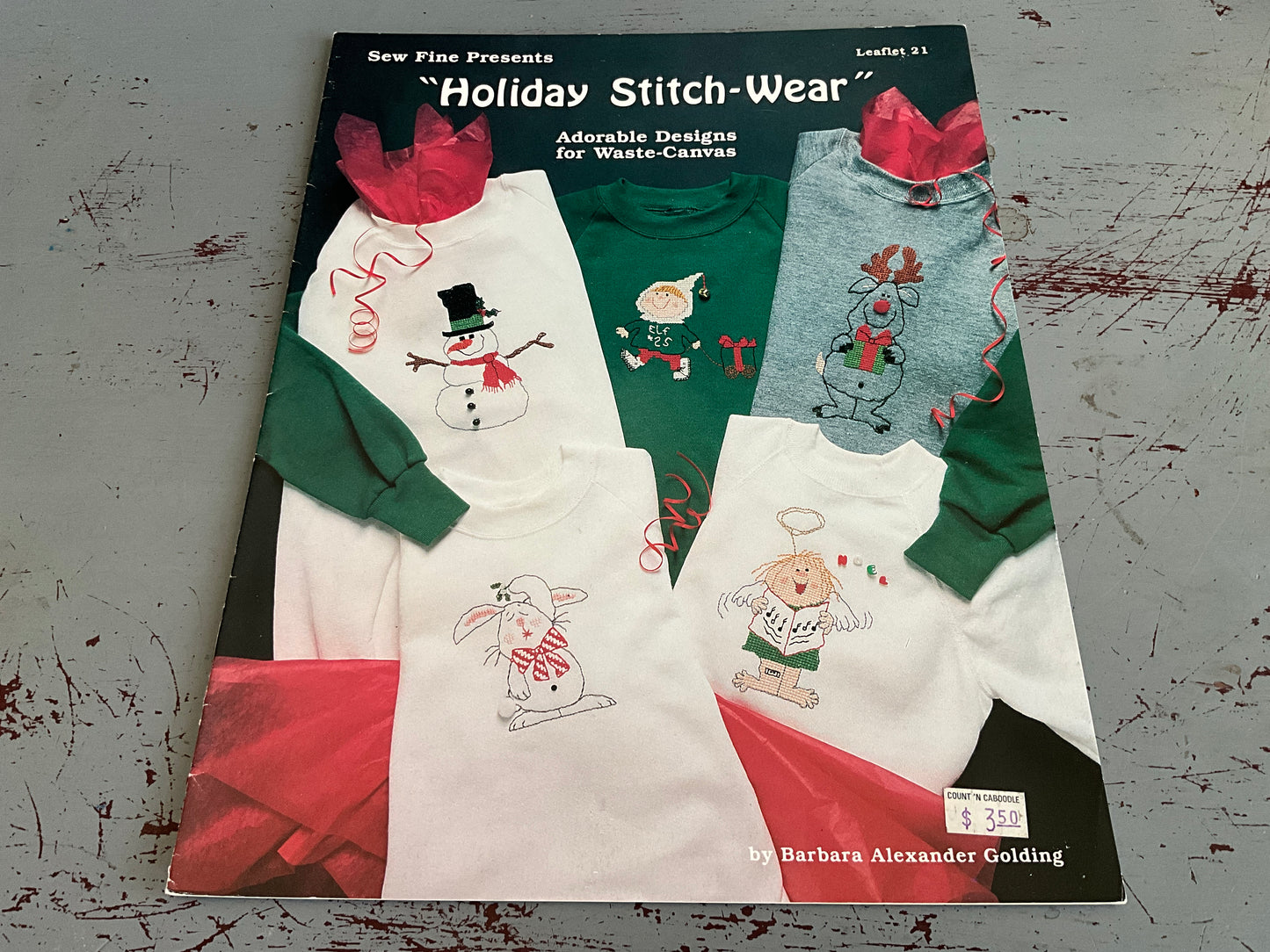 Sew Fine Presents Holiday Stitch-Wear Leaflet 21 counted cross stitch chart