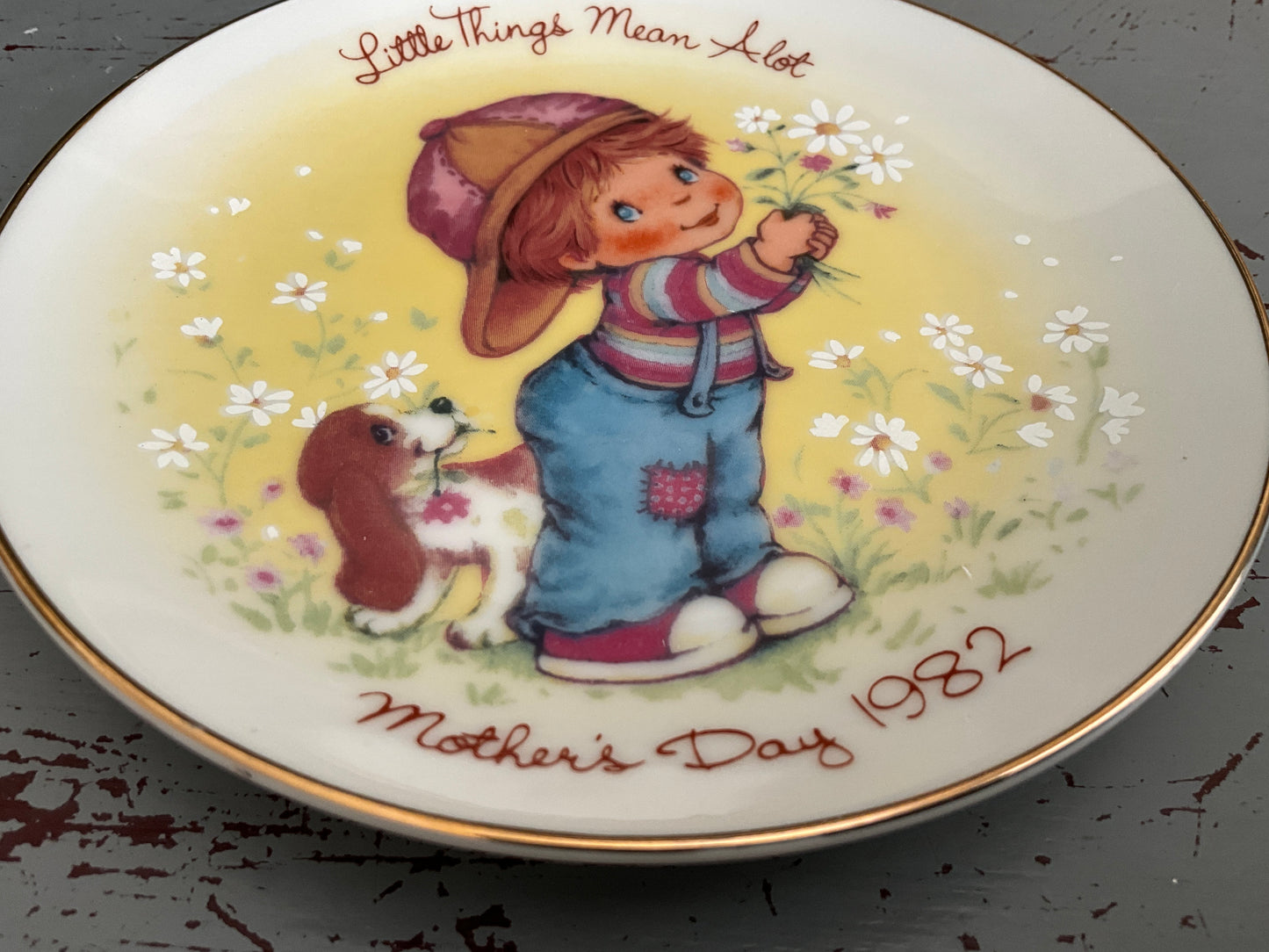 Avon “Little Things” Mother’s Day vintage 1982 collectible plate made in Japan*