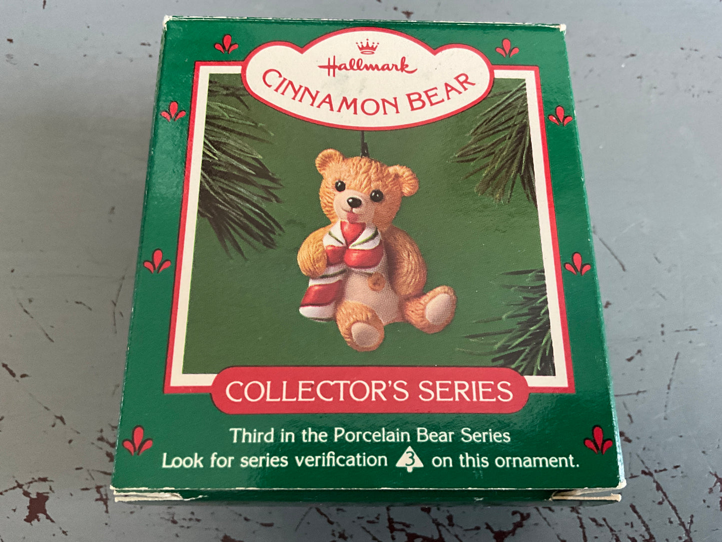 Hallmark Cinnamon Bear #3 1985 Collectors Series  Keepsake Ornament QX479-2