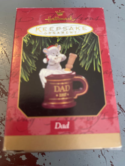 Hallmark Dad Keepsake Ornament QX6532