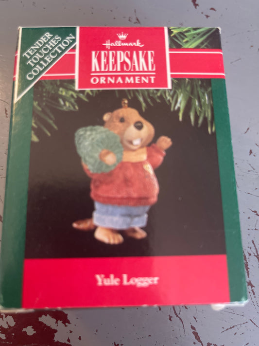 Hallmark Yule Logger Keepsake Ornament QX496-7