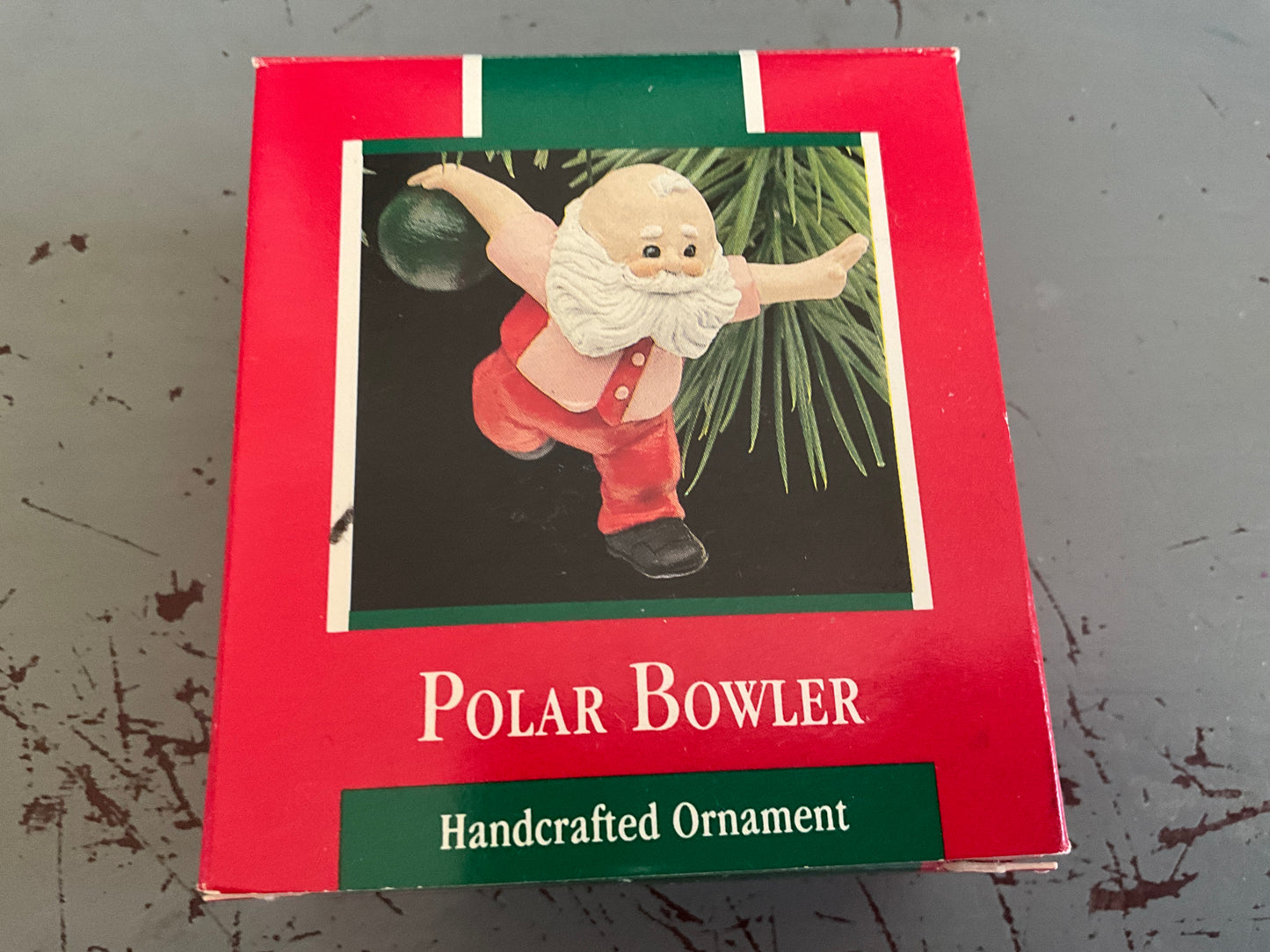 Hallmark Polar Bowler 1988.Keepsake Ornament.QX478-4