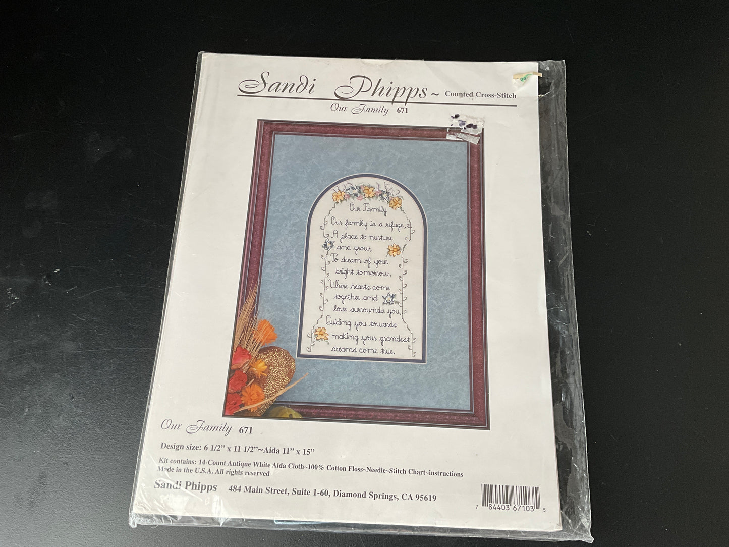 Sandi Phillips Our Family 671 counted cross stitch kit 14 count antique white AIDA