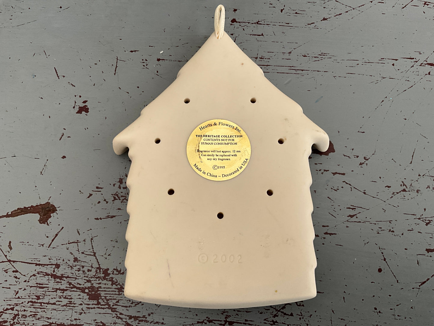 Hearts & Flowers Heritage Collection A sister shares vintage 1995 wall hanging