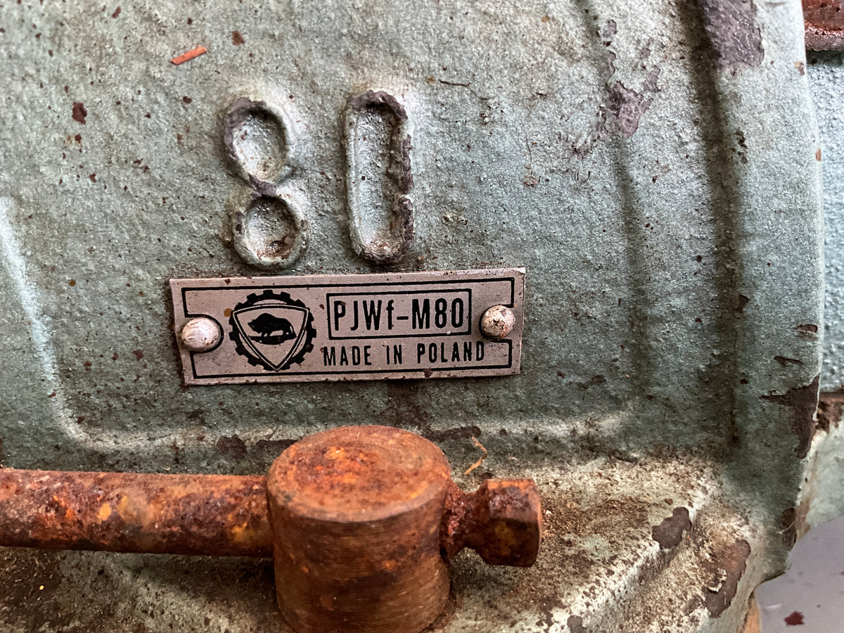 Bison-Biał PJWt-M80 swivel-base machinist vise made in Poland, likely from the late Cold War era (roughly 1970s–1980s